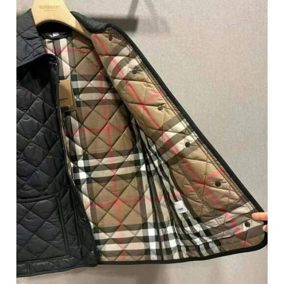 Burberry Women’s Darly Quilted Jacket Black L - Picture 6 of 9